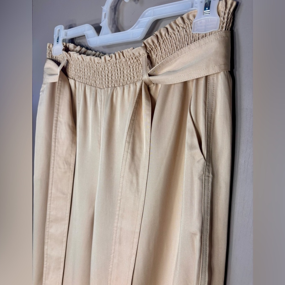 LAURA Pull On Capris - Picture 5 of 10